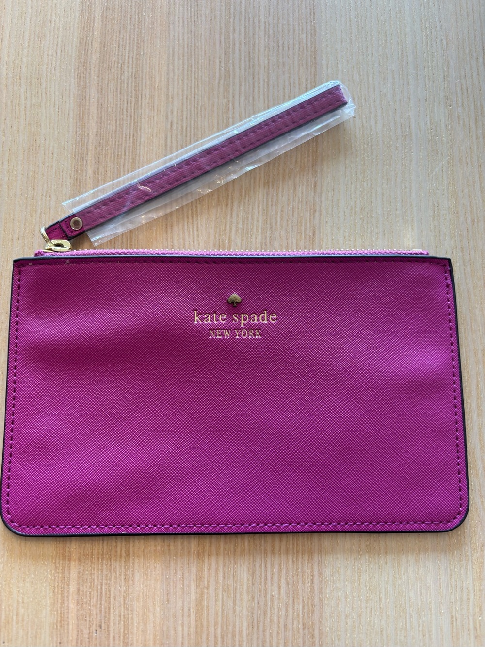 NWOT KATE SPADE New York clutch wristlet!